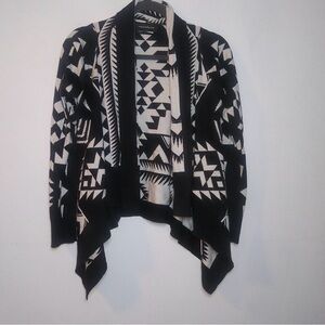 Geometric Patterned Cardigan - Cream and Black